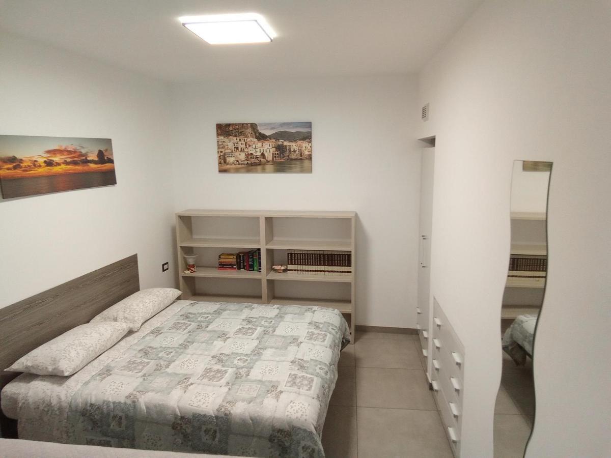 Casa Spinuzza 4 Apartment เชฟาลู ภายนอก รูปภาพ