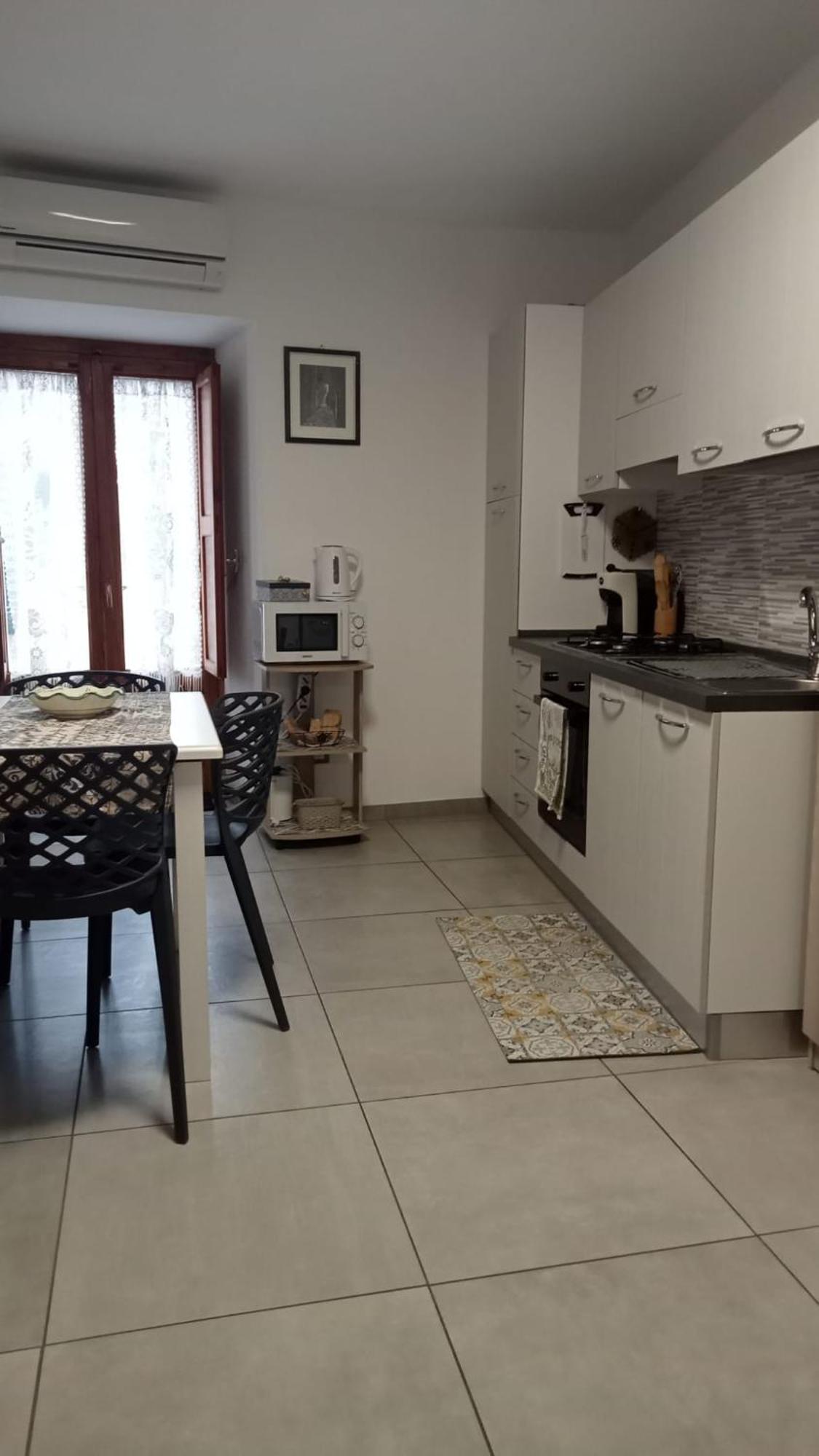 Casa Spinuzza 4 Apartment เชฟาลู ภายนอก รูปภาพ
